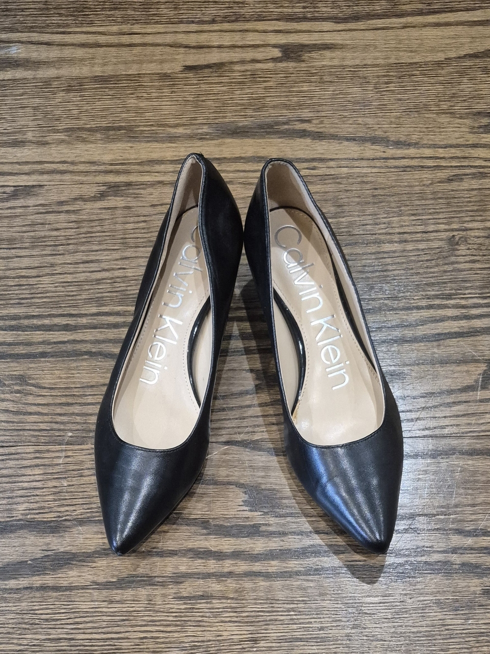Calvin Klein Women's Black Pointed-Toe Pumps 7.5